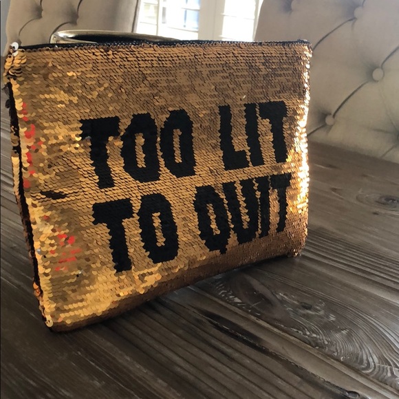 “Too lit to quit “ bag NWT - Picture 3 of 6